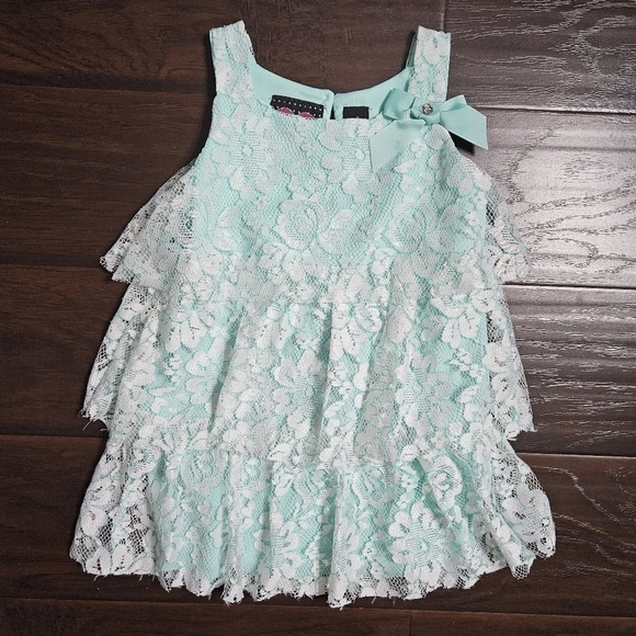 Forever Me Girls 2 Piece Mint Green & White Capri/Lace Tunic Set Size 6 - Picture 2 of 15